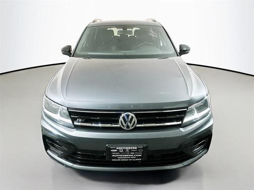 2021 Volkswagen Tiguan 2.0T SE R-Line Black