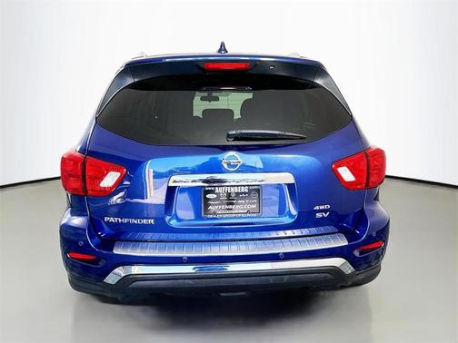 2020 Nissan Pathfinder S