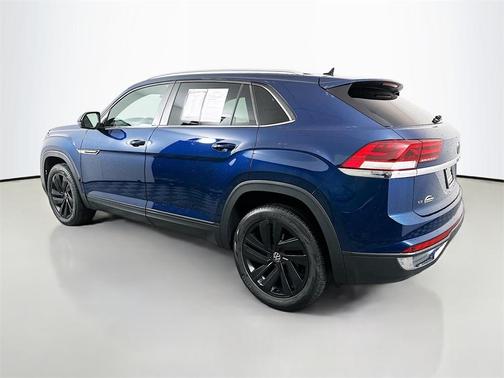 2022 Volkswagen Atlas Cross Sport 2.0T SE w/Technology