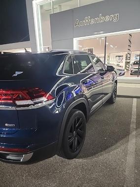 2022 Volkswagen Atlas Cross Sport 2.0T SE w/Technology