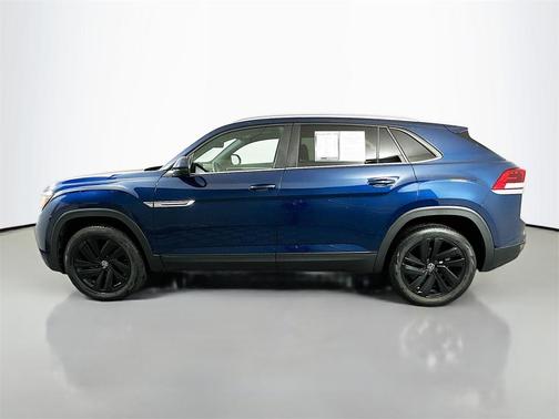 2022 Volkswagen Atlas Cross Sport 2.0T SE w/Technology