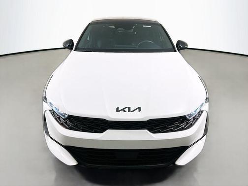 Glacial White Pearl 2023 Kia K5 GT-Line