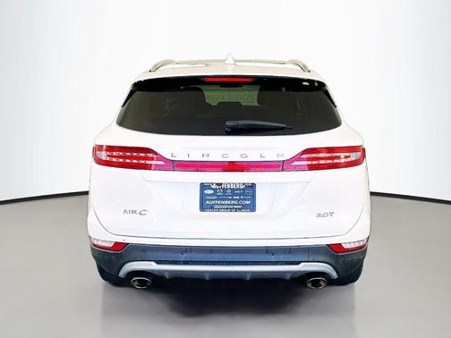 White Platinum Clearcoat Metallic 2017 Lincoln MKC Reserve