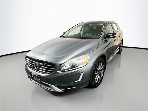 2017 Volvo XC60 T6 Dynamic
