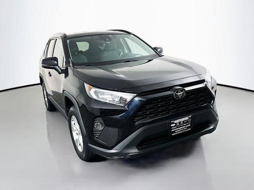 Midnight Black Metallic 2021 Toyota RAV4 XLE