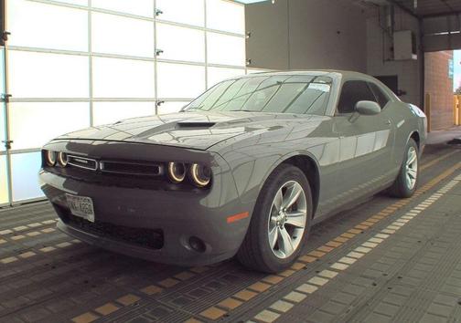 2017 Dodge Challenger SXT