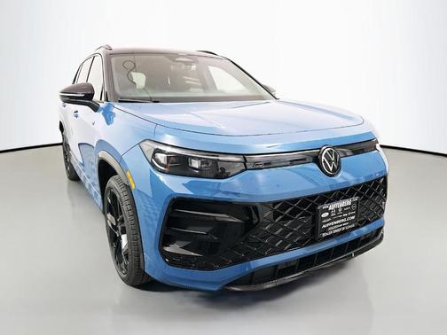 Monterey Blue W/Deep Black Roof 2026 Volkswagen Tiguan 2.0T SE R-Line Black