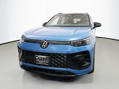 Monterey Blue W/Deep Black Roof 2026 Volkswagen Tiguan 2.0T SE R-Line Black