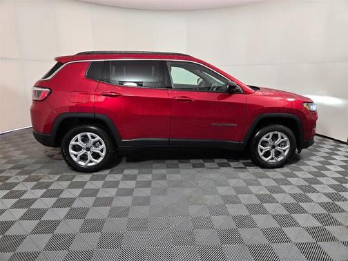 2025 Jeep Compass Latitude