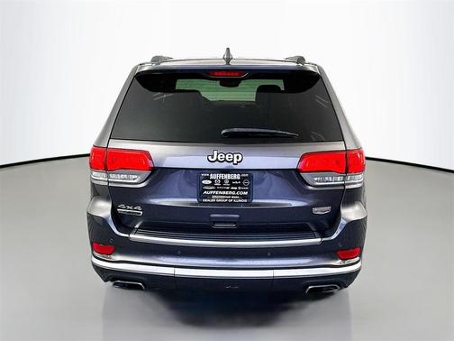 2018 Jeep Grand Cherokee Summit
