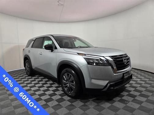 2025 Nissan Pathfinder S