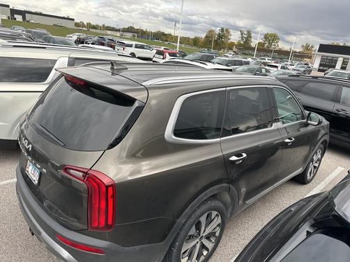 2022 Kia Telluride S