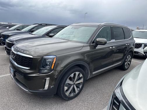 2022 Kia Telluride S