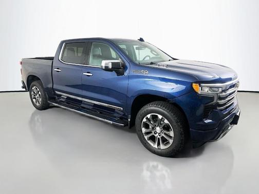 Glacier Blue Metallic 2022 Chevrolet Silverado 1500 High Country