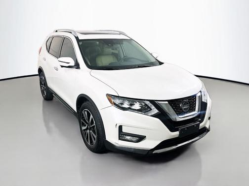 White 2020 Nissan Rogue SL