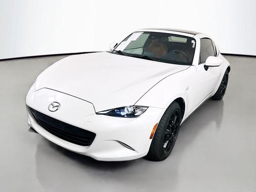 Snowflake White Pearl Mica 2023 Mazda MX-5 Miata RF Grand Touring