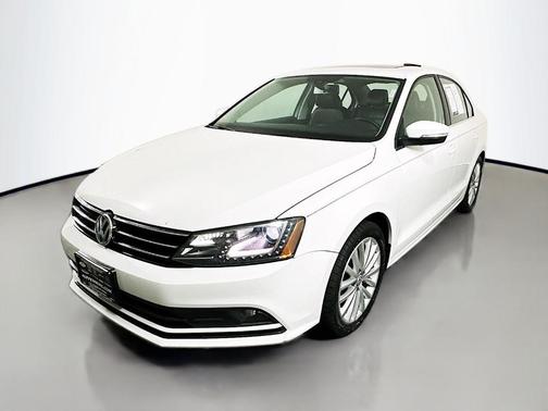 Pure White 2016 Volkswagen Jetta 1.8T SEL