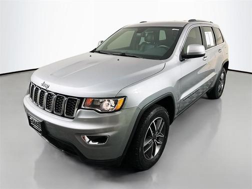 2020 Jeep Grand Cherokee Laredo E