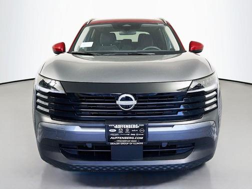 2t Gun Red Roof 2026 Nissan Kicks SV