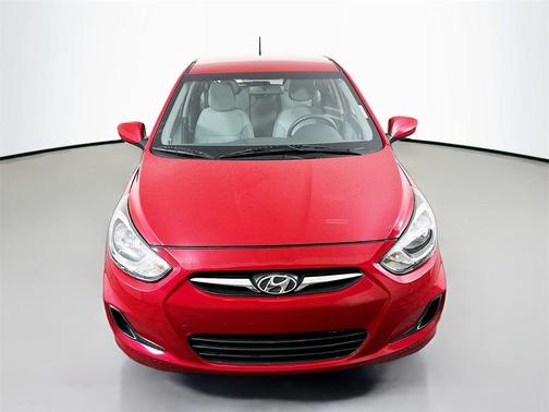 2013 Hyundai Accent GS