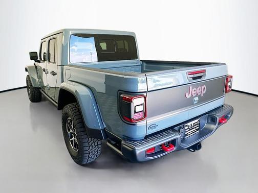 Anvil Clearcoat 2026 Jeep Gladiator Shadow Ops