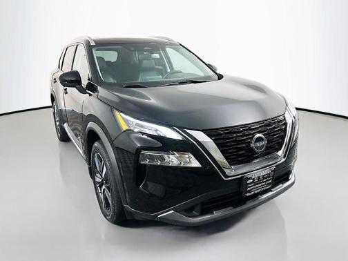 Black 2023 Nissan Rogue SL