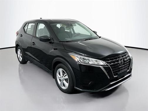2021 Nissan Kicks S