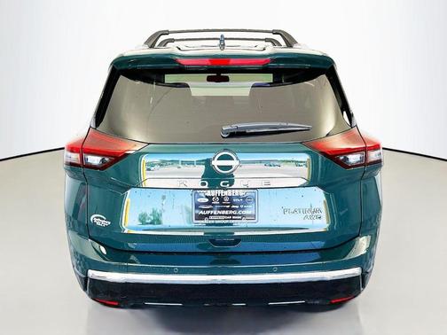 Obsidian Green 2026 Nissan Rogue Platinum