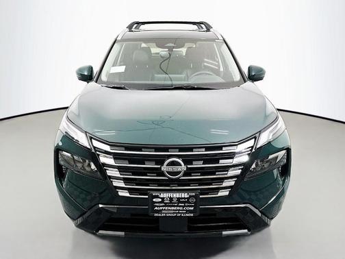 Obsidian Green 2026 Nissan Rogue Platinum
