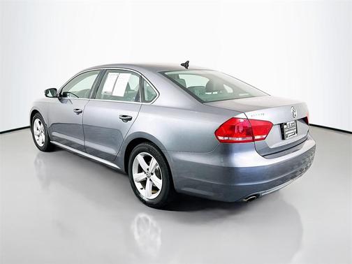 2013 Volkswagen Passat 2.5 SE
