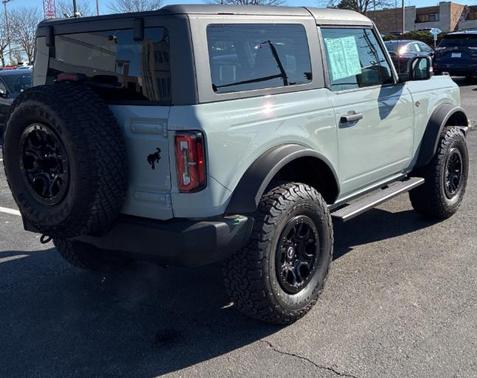 Cactus Green / Gray 2022 Ford Bronco Wildtrak