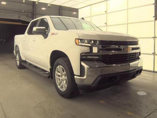 Summit White 2019 Chevrolet Silverado 1500 LT