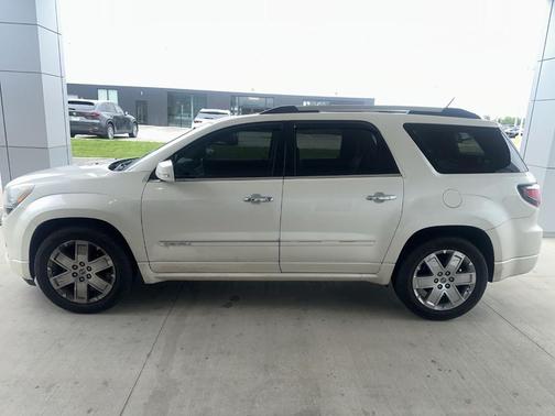 White Diamond Tri-Coat 2014 GMC Acadia Denali