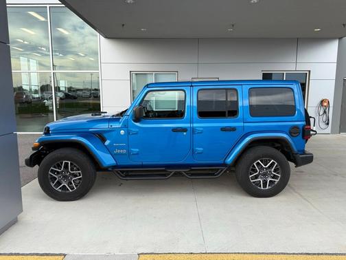 2024 Jeep Wrangler Sahara