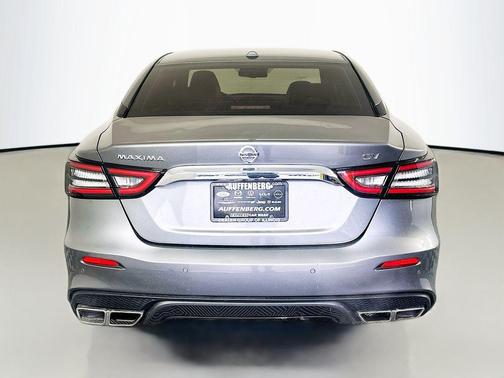 2021 Nissan Maxima SV