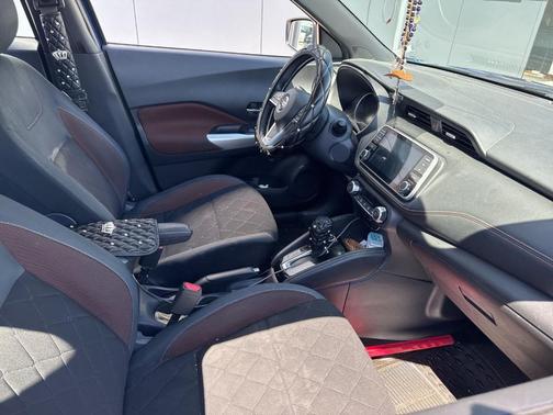 Deep Blue Pearl 2019 Nissan Kicks SR