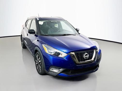 Deep Blue Pearl 2019 Nissan Kicks SR