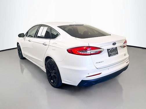White Platinum Clearcoat Metallic 2020 Ford Fusion SEL