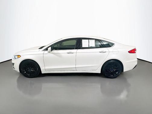 White Platinum Clearcoat Metallic 2020 Ford Fusion SEL