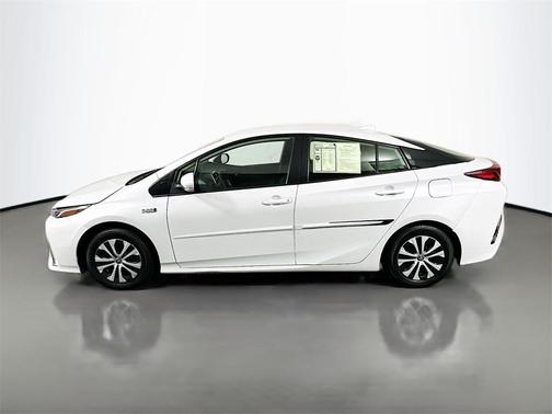 2022 Toyota Prius Prime LE