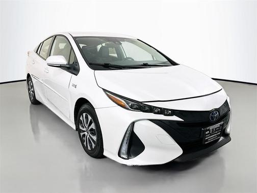 2022 Toyota Prius Prime LE