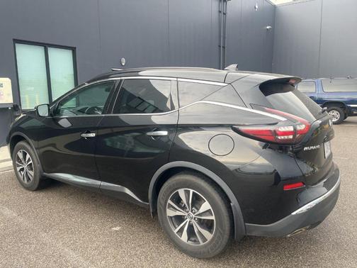 Magnetic Black Pearl 2019 Nissan Murano SV