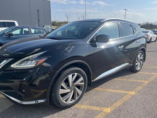 Magnetic Black 2019 Nissan Murano SL