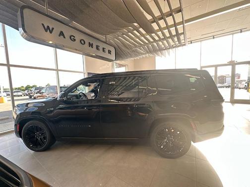 Gloss Black 2026 Jeep Grand Wagoneer Limited Reserve