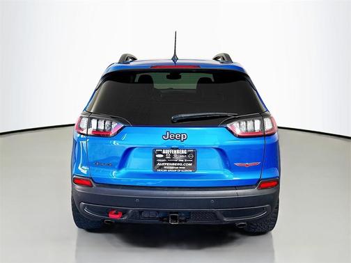 2020 Jeep Cherokee Trailhawk