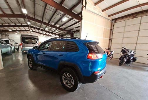 2020 Jeep Cherokee Trailhawk