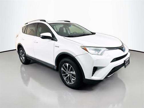 2018 Toyota RAV4 Hybrid LE