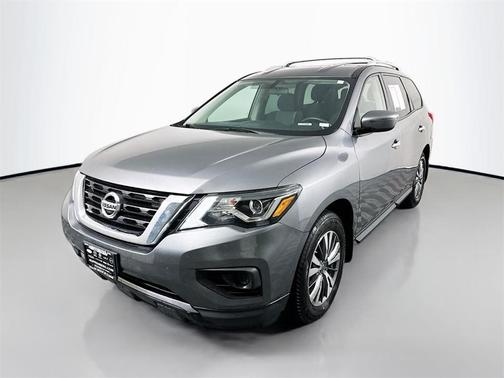 2020 Nissan Pathfinder S