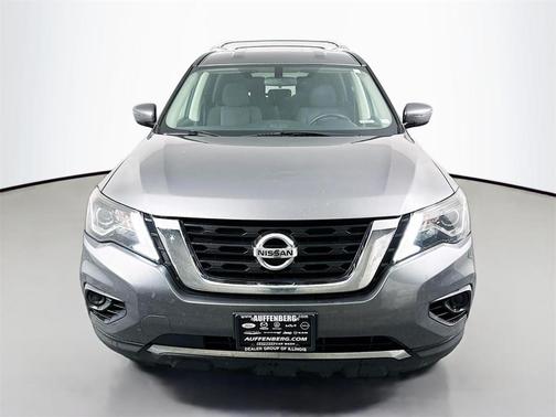 2020 Nissan Pathfinder S