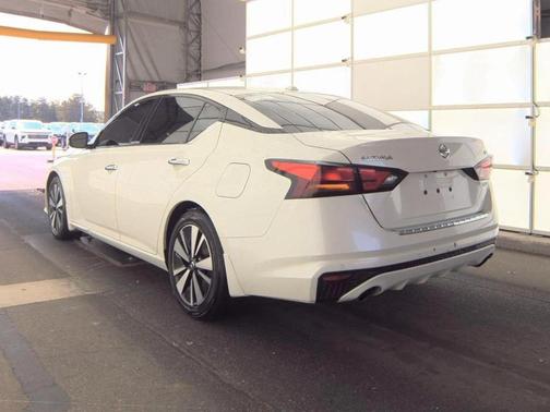 2020 Nissan Altima 2.5 SV